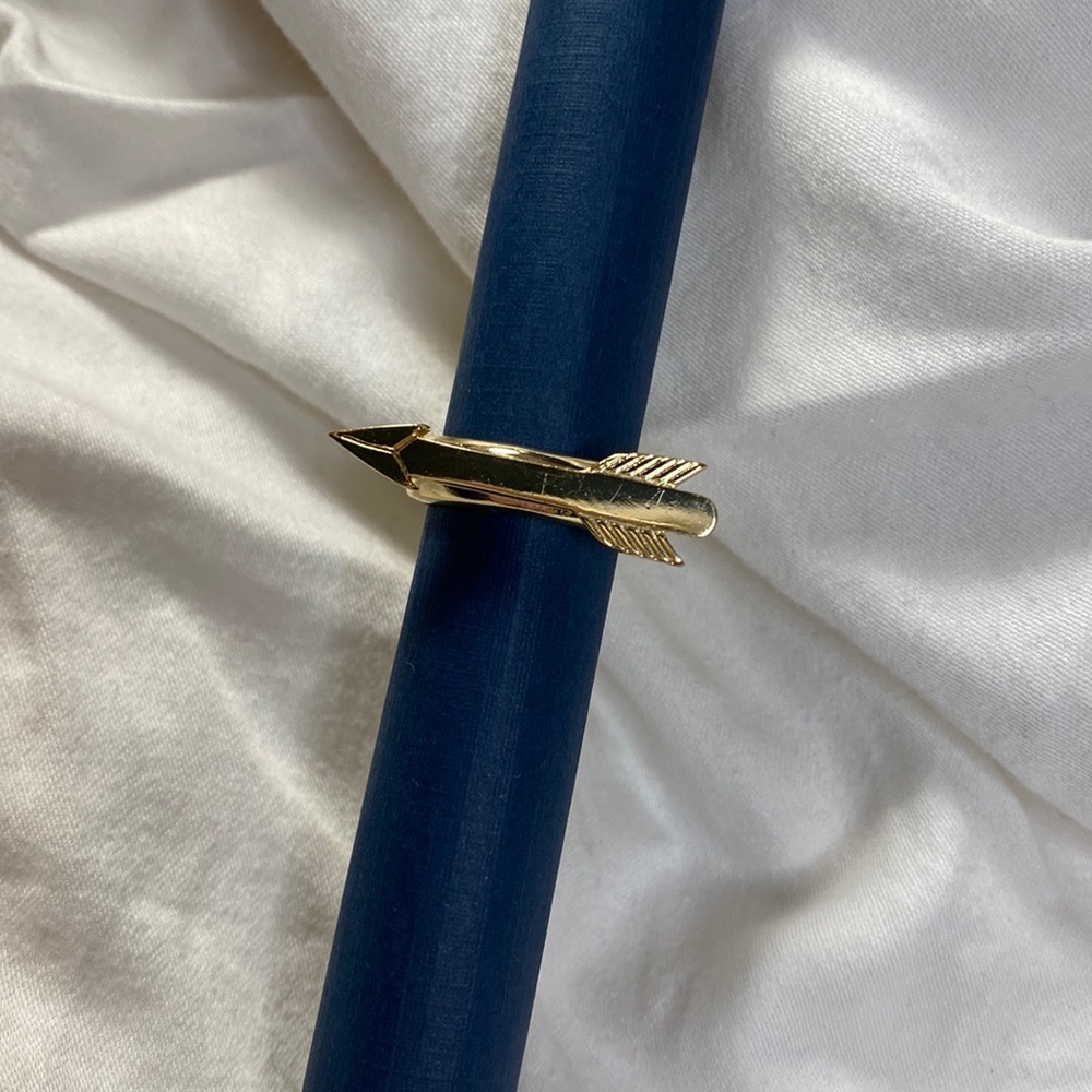 Gold-plated Straight Arrow Ring